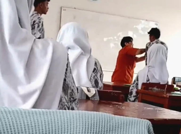 Ilustrasi Penganiayaan oleh Guru SMAN 2 Cianjur