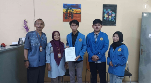 Tanda tangan kerja sama antara Universitas Pamulang dan SMK Trikarya Jakarta